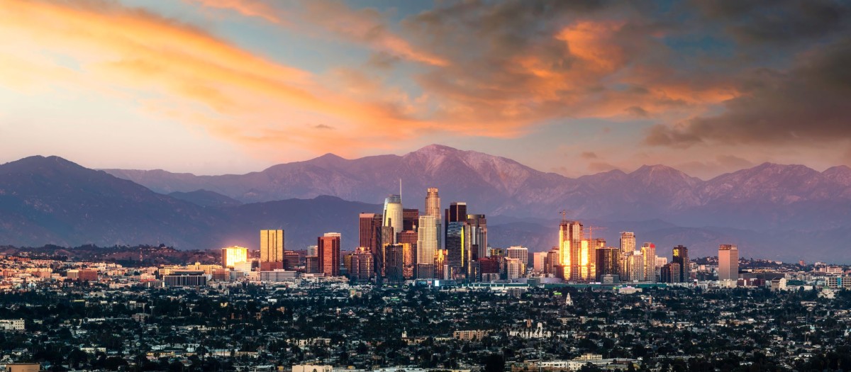 Los Angeles Skyline - Private jet charter flights