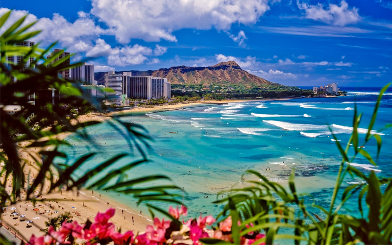 Luxury Travel Waikiki Beach